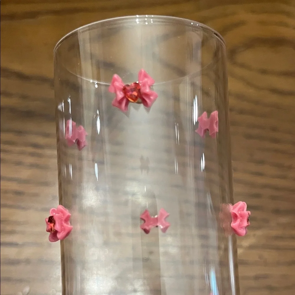 Pink Champagne Bow Flutes with Heart Gems, set of‎ 2